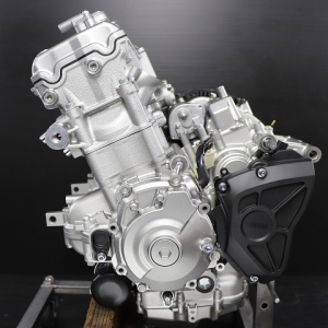 Контрактный двигатель для Yamaha YZF R1 N527E вид сбоку, слева