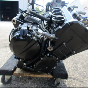 Контрактный двигатель б/у для мотоцикла Yamaha YZF R6 J509E