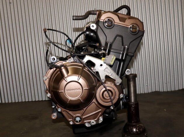 Двигатель Honda CBR400R 2016-наст.время NC56E