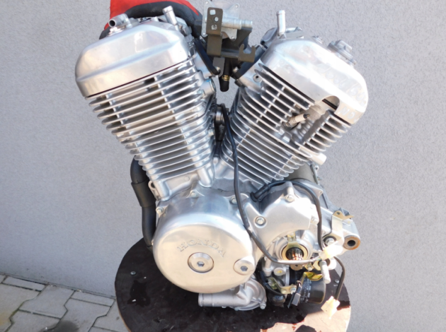 Двигатель Honda Shadow 600 (VT600) 1999-2007 PC21E
