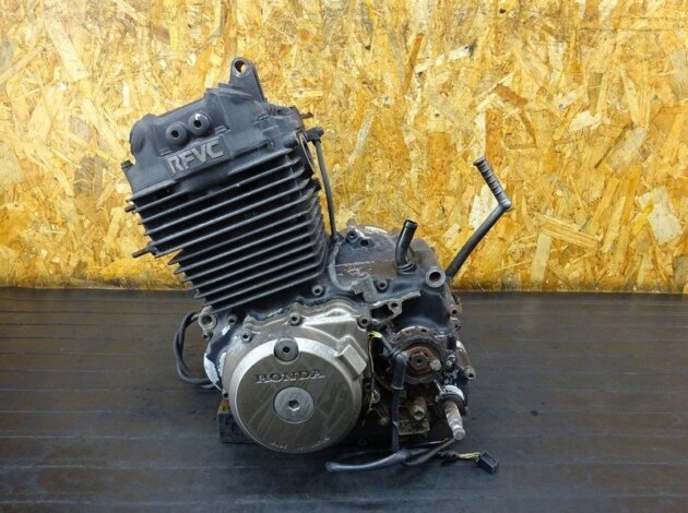 Двигатель Honda XR250 1996-2007 MD17E