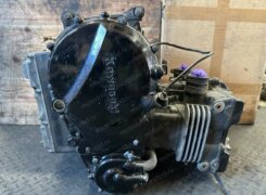 Двигатель Kawasaki EX-4 1994-1995 EN400AE Двигатель Kawasaki EX-4 1994-1995 EN400AE