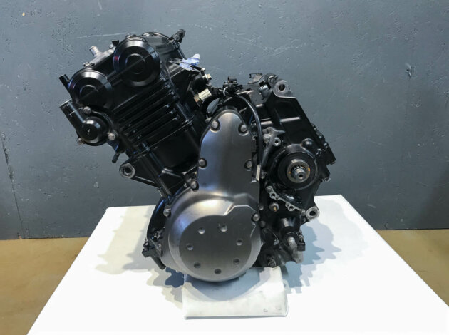 Двигатель Kawasaki Versys 650  2007-2009 ER650AE