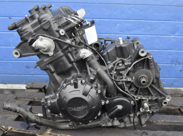 Двигатель Triumph Sprint GT 1050