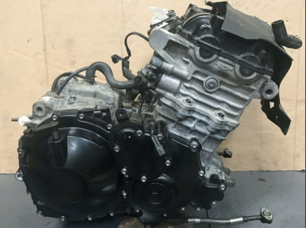 Двигатель Triumph Sprint ST 1050