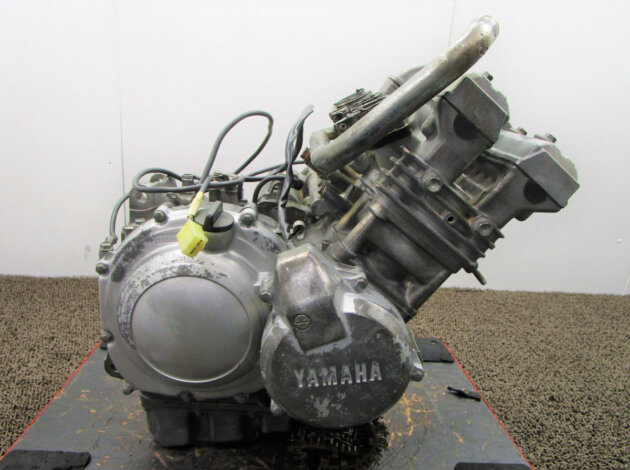 Двигатель Yamaha FZR250 1989-1994 1HX